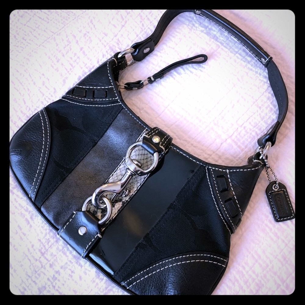 Coach Signature Purse